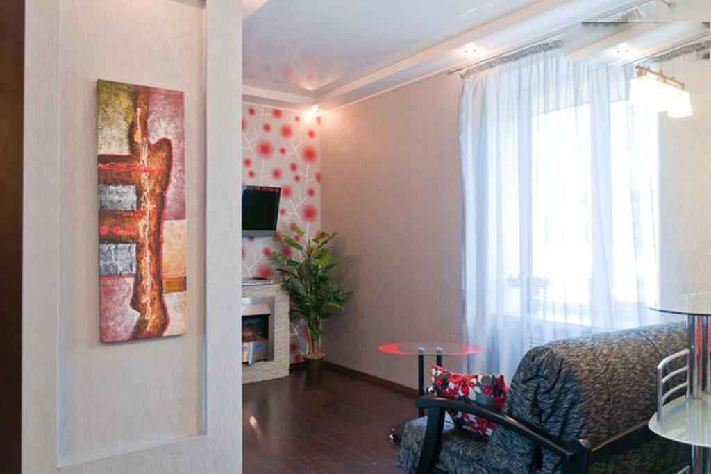 Modern Luxury Studio In The Center Of Kharkiv At Konstitutsii Square Kültér fotó